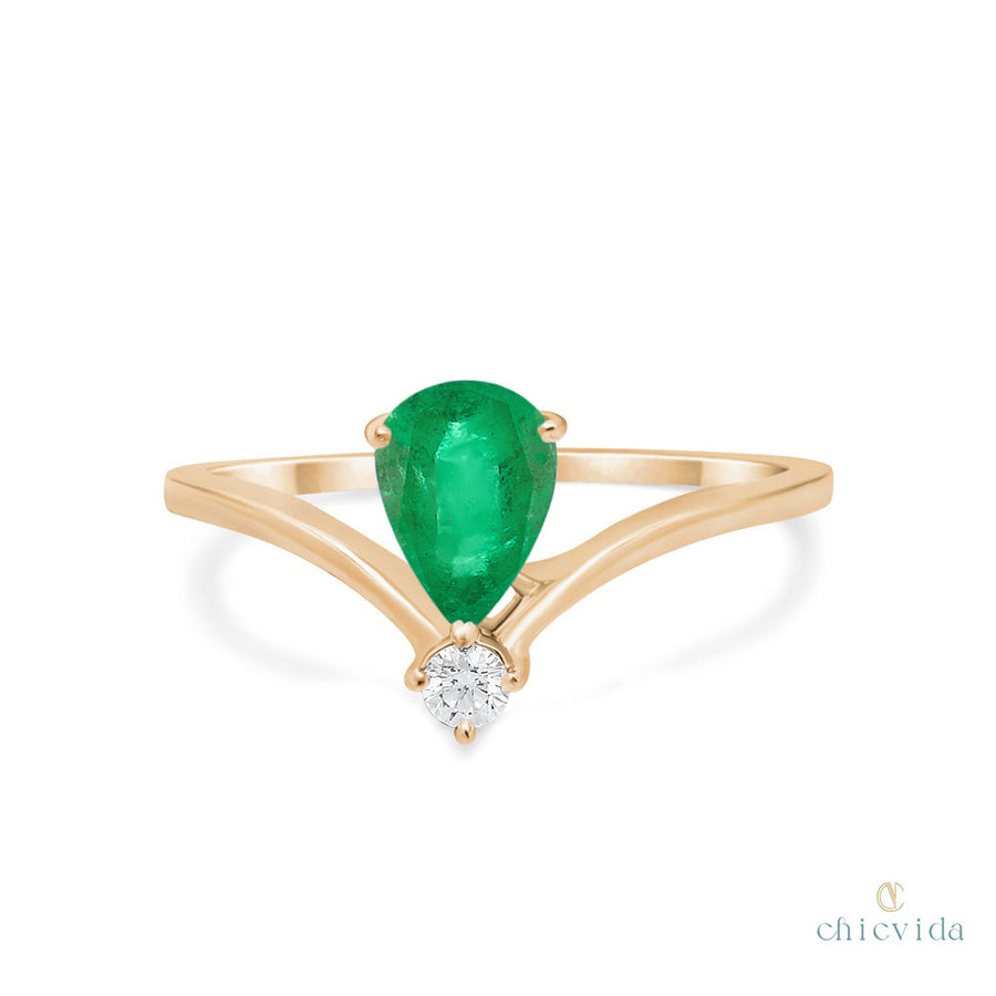 Green Emerald Chevron Ring