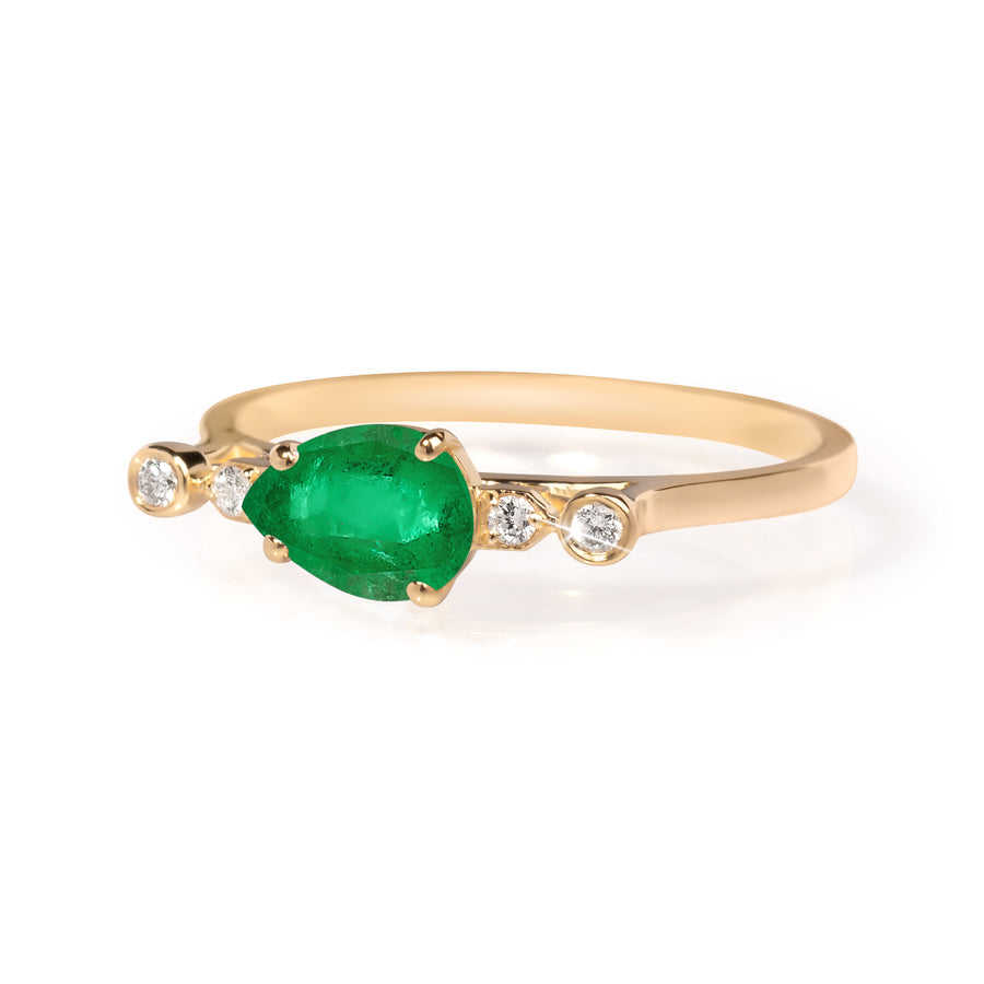 Elite Emerald Ring