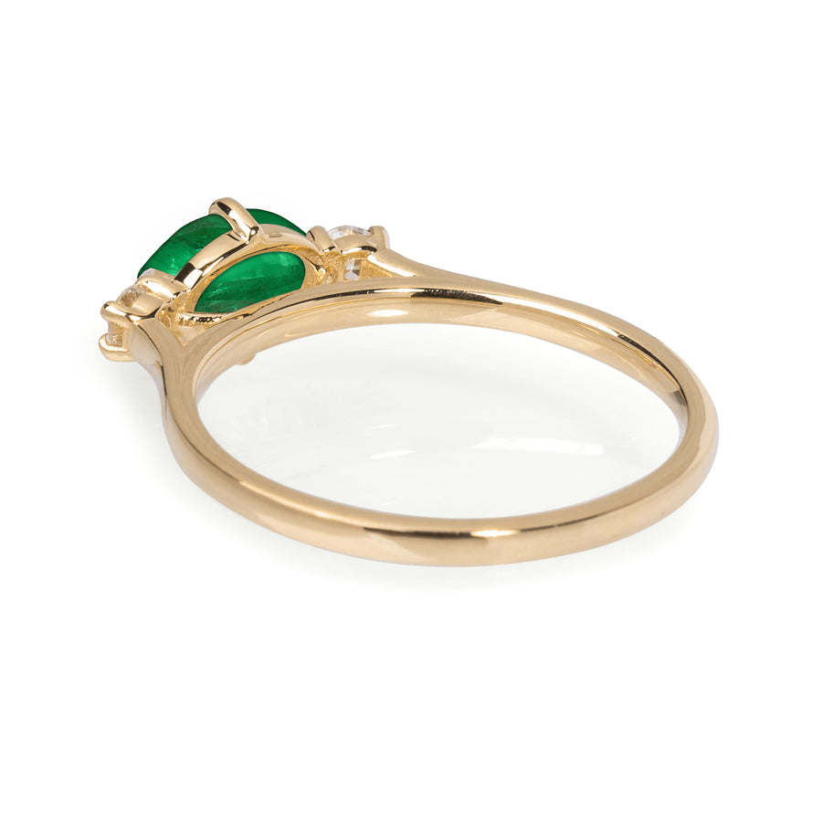 Siren Emerald Ring
