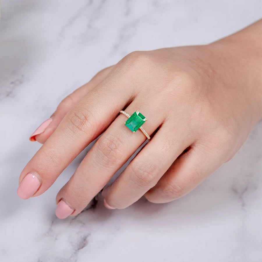 Green Emerald Solitaire Ring