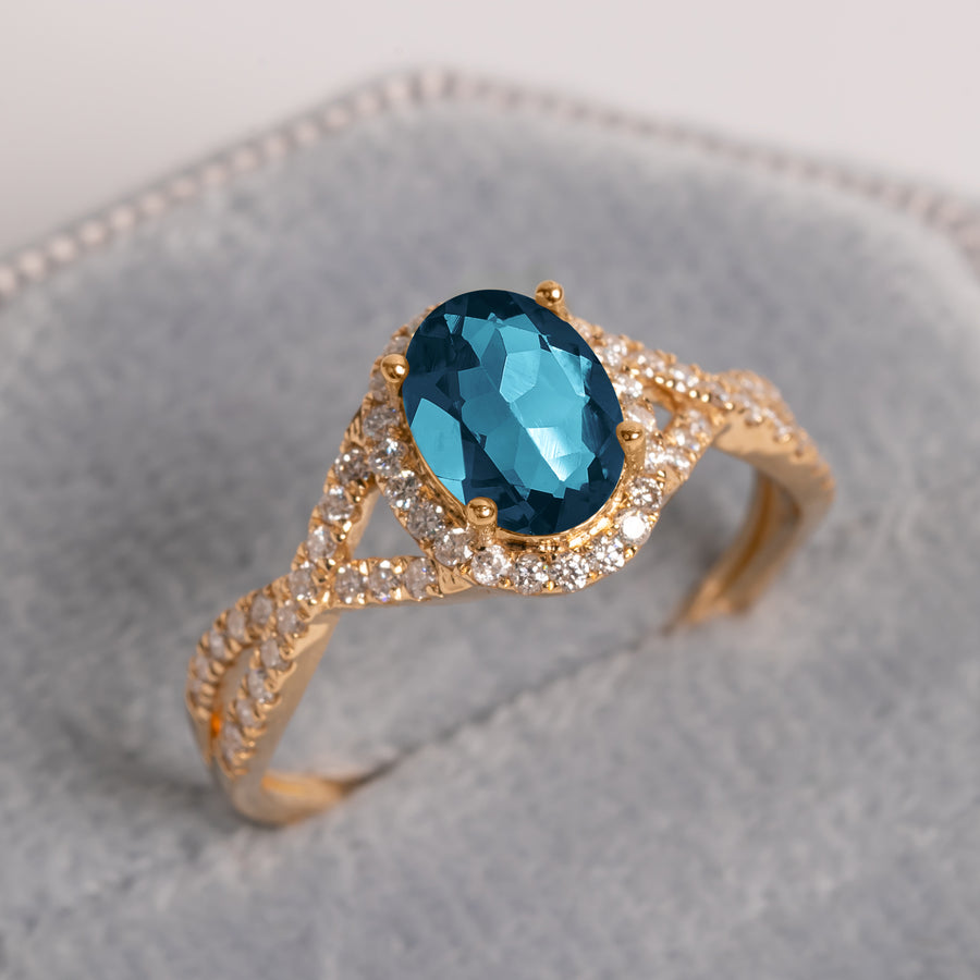 Knot Natural London Blue Topaz Gold Ring