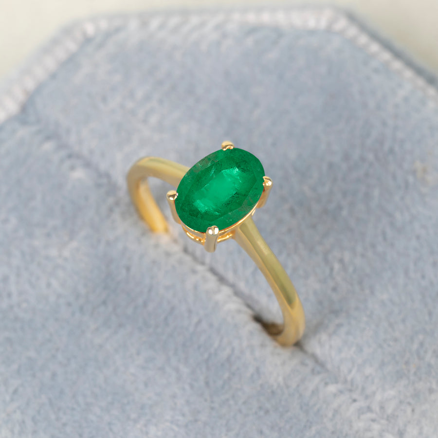 Glowing Emerald Ring