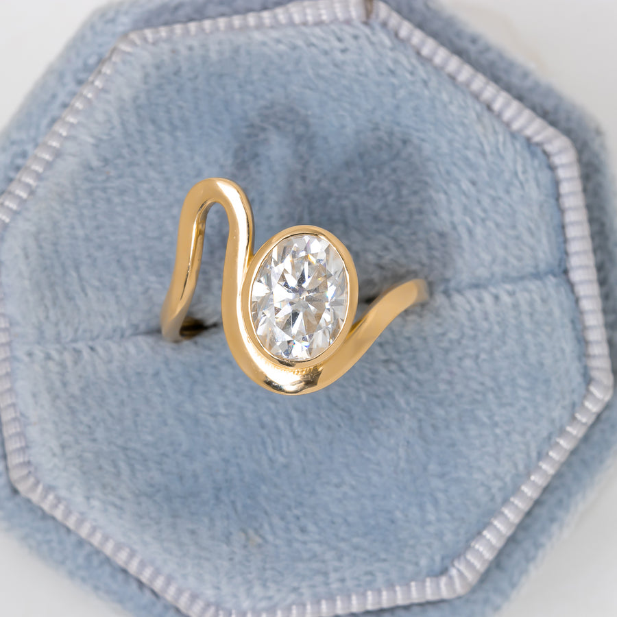 Hoop Lab Diamond Oval Ring