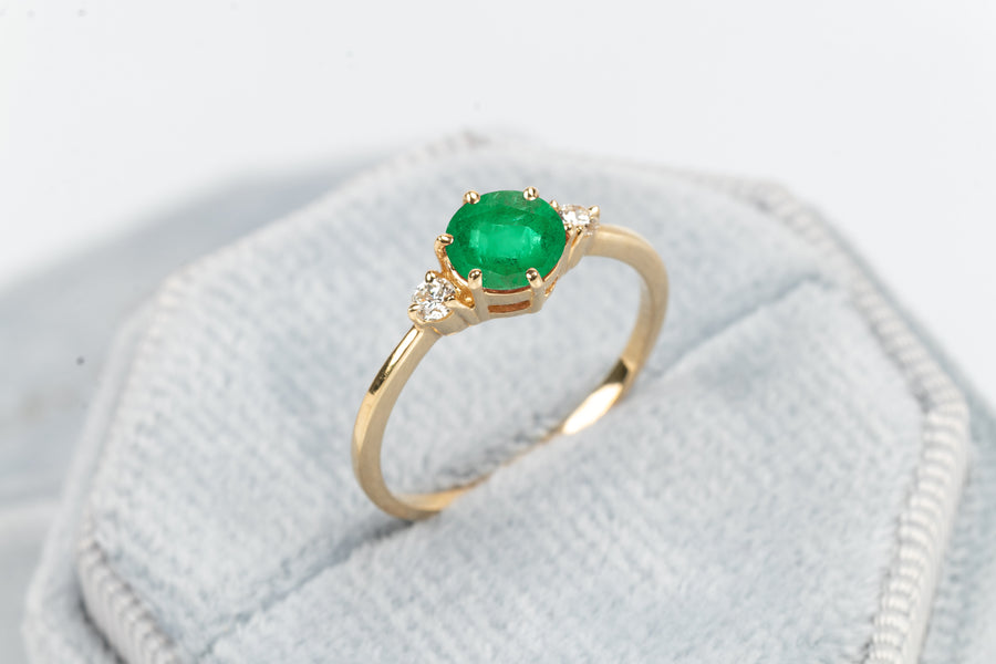 Green Emerald Gold Ring