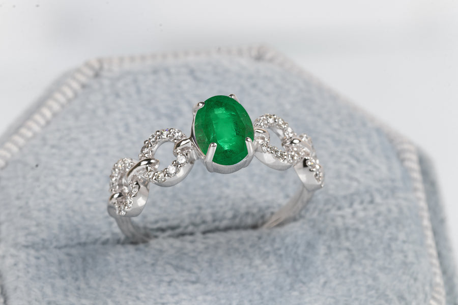 Oval Emerald Diamond Ring For Women