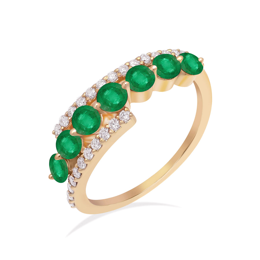 Emerald gemstone gift ring with split pavé band in gold