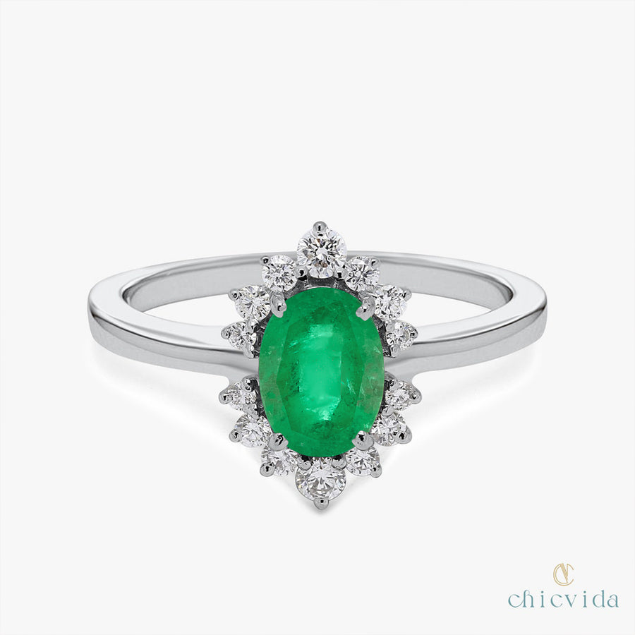 Green Emerald Ring With Diamond