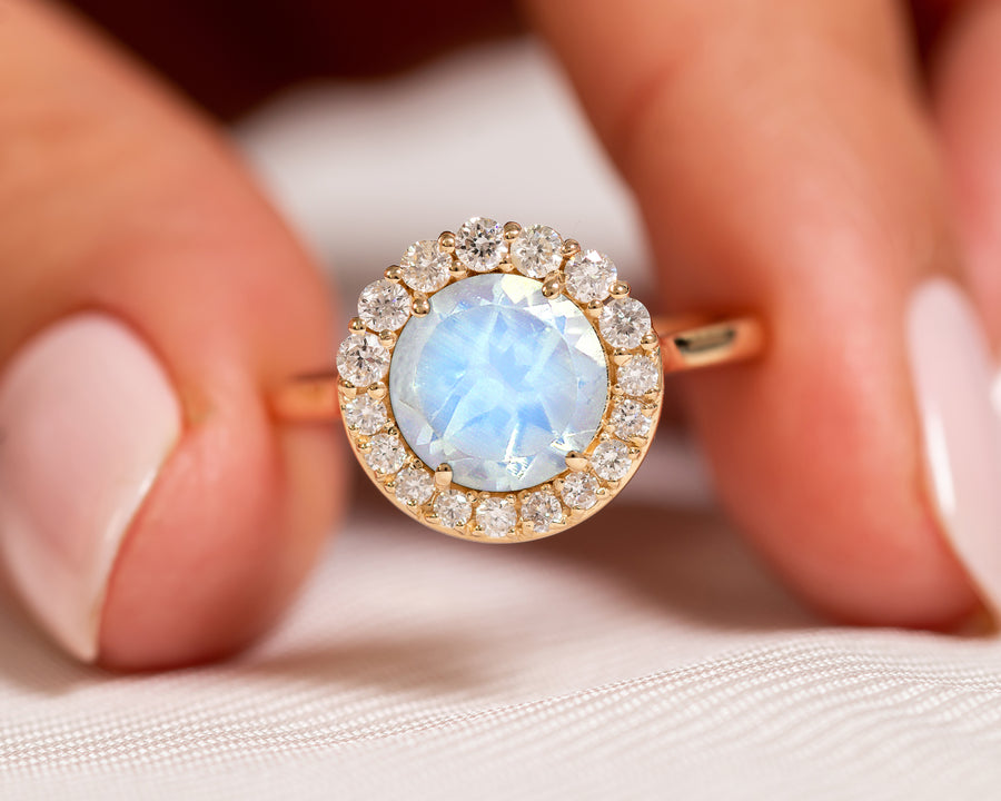 solitaire moonstone halo ring