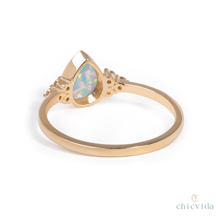 Twirl Opal Ring