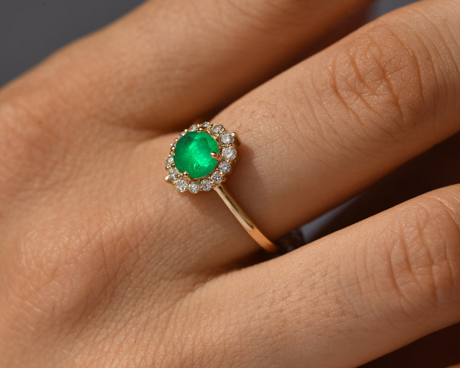 Radiance Emerald Halo Ring