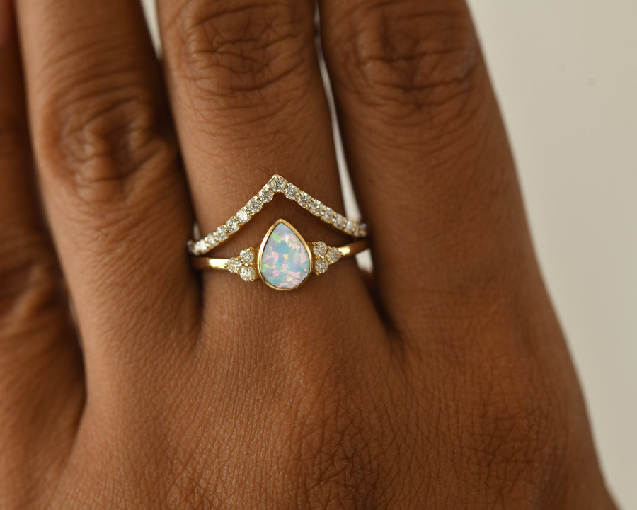 Twirl Opal Ring