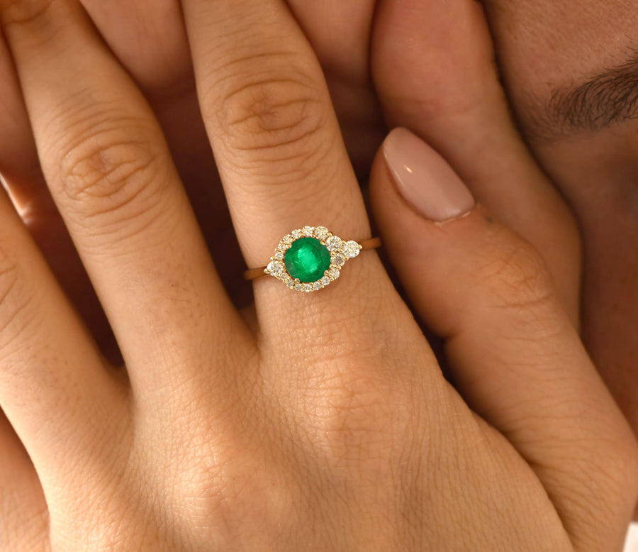 Wander Emerald Ring