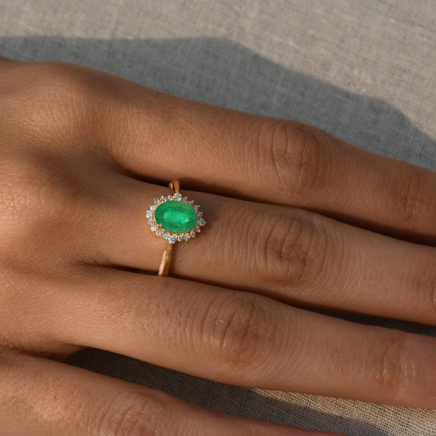Sunshine Emerald Ring