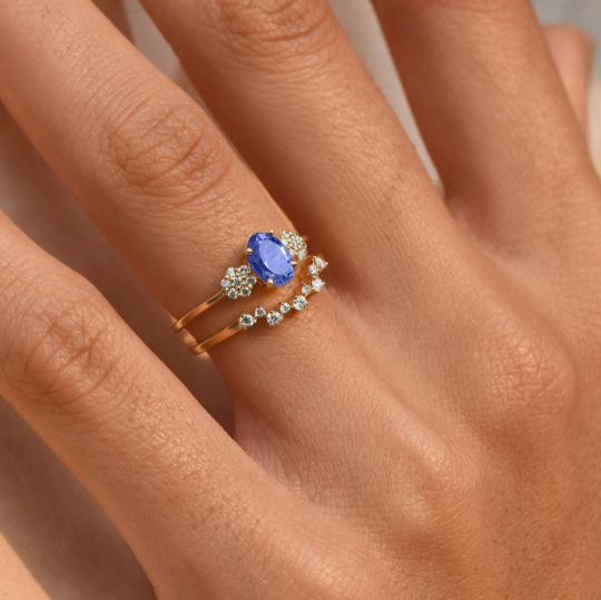Bloom Tanzanite Oval Gold Ring