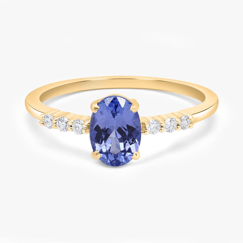 oval tanzanite anniversary ring